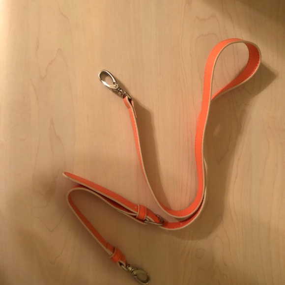 Sale! New Vera Bradley Melon Tote Bag & Detachable Crossbody Strap & Pouch - Picture 10 of 11